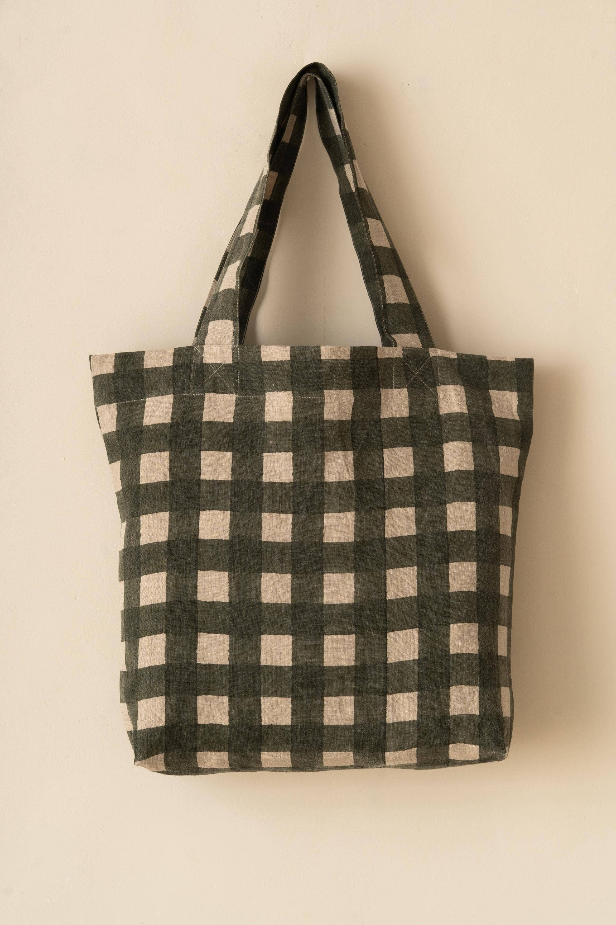 Linen Olea Bag: 45 x 40 cm (W x H) / Olea Green