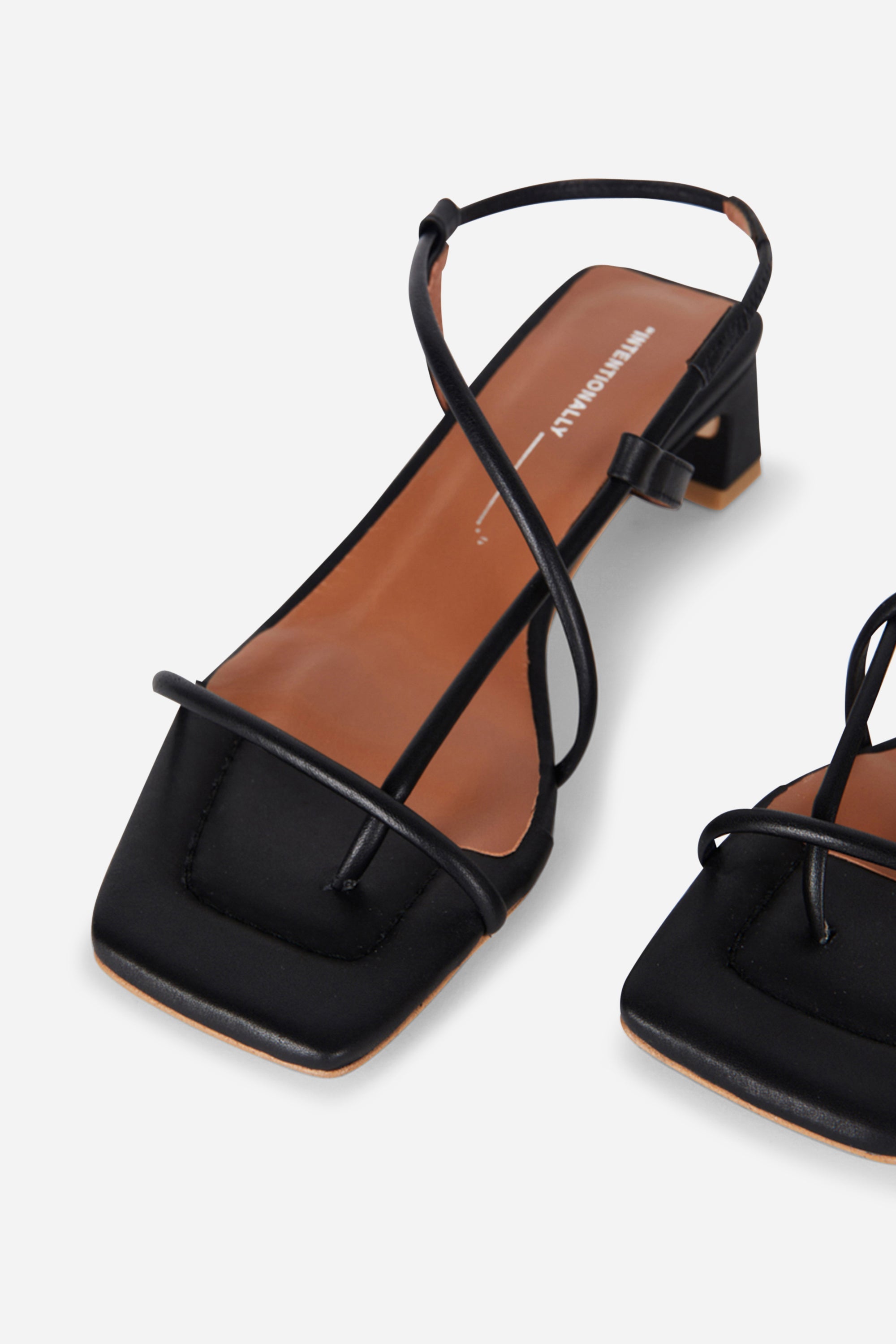 Anca Heel