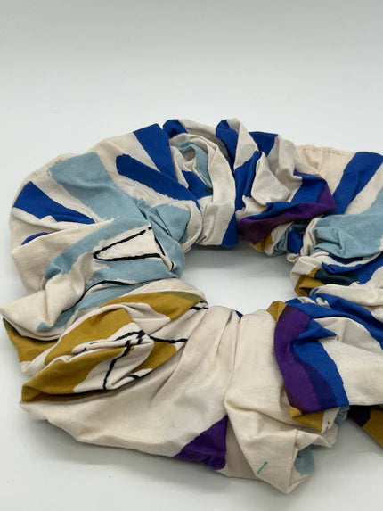Scrunchie - Cream Fleur