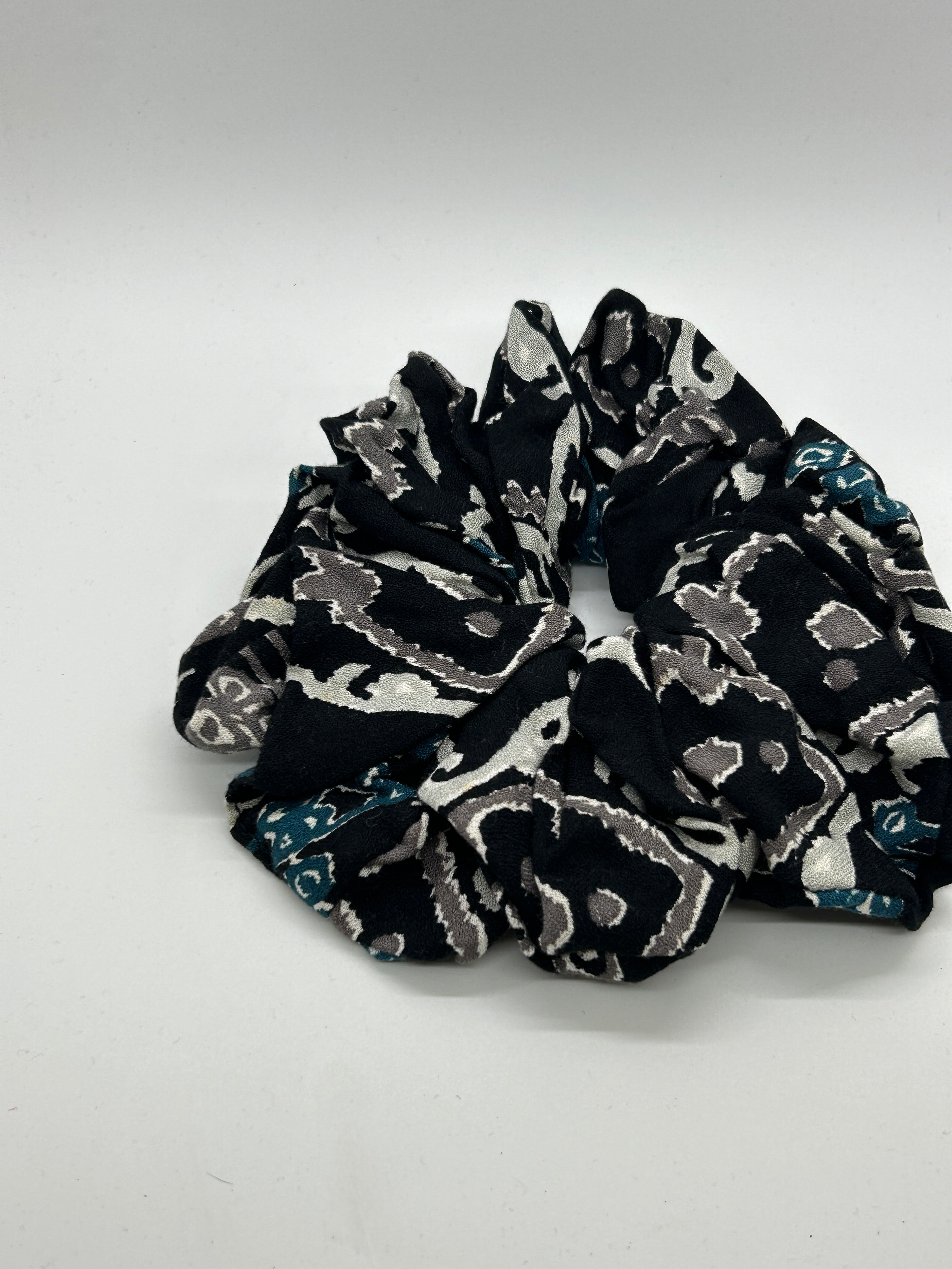 BEL KAZAN - Scrunchies