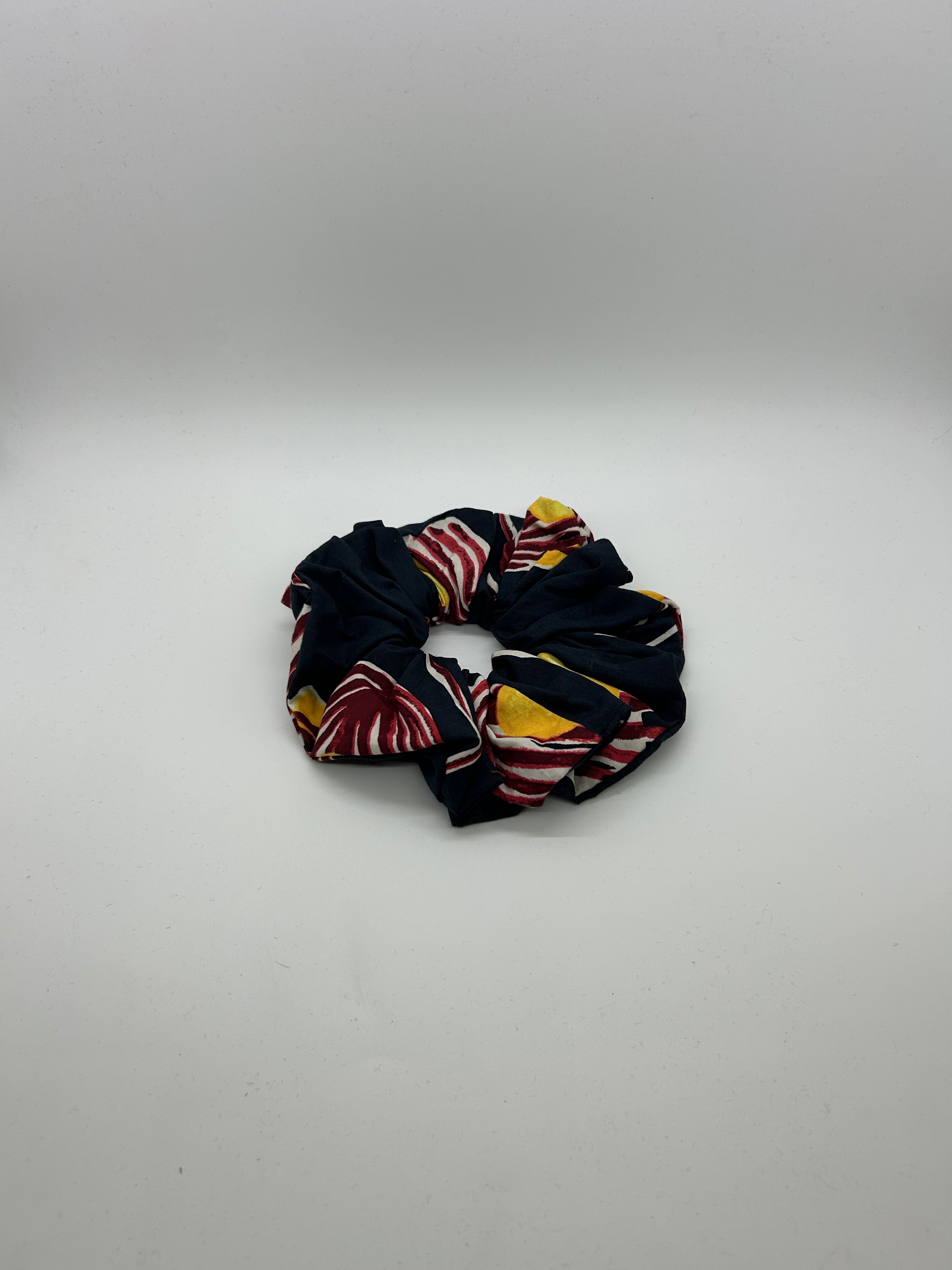 Scrunchie - Black Aralia