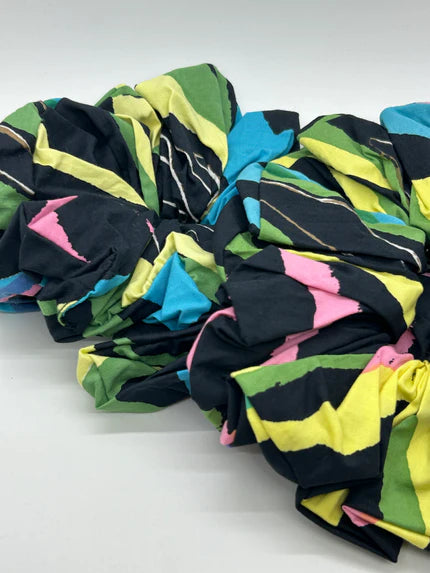 Scrunchie - Black Fleur