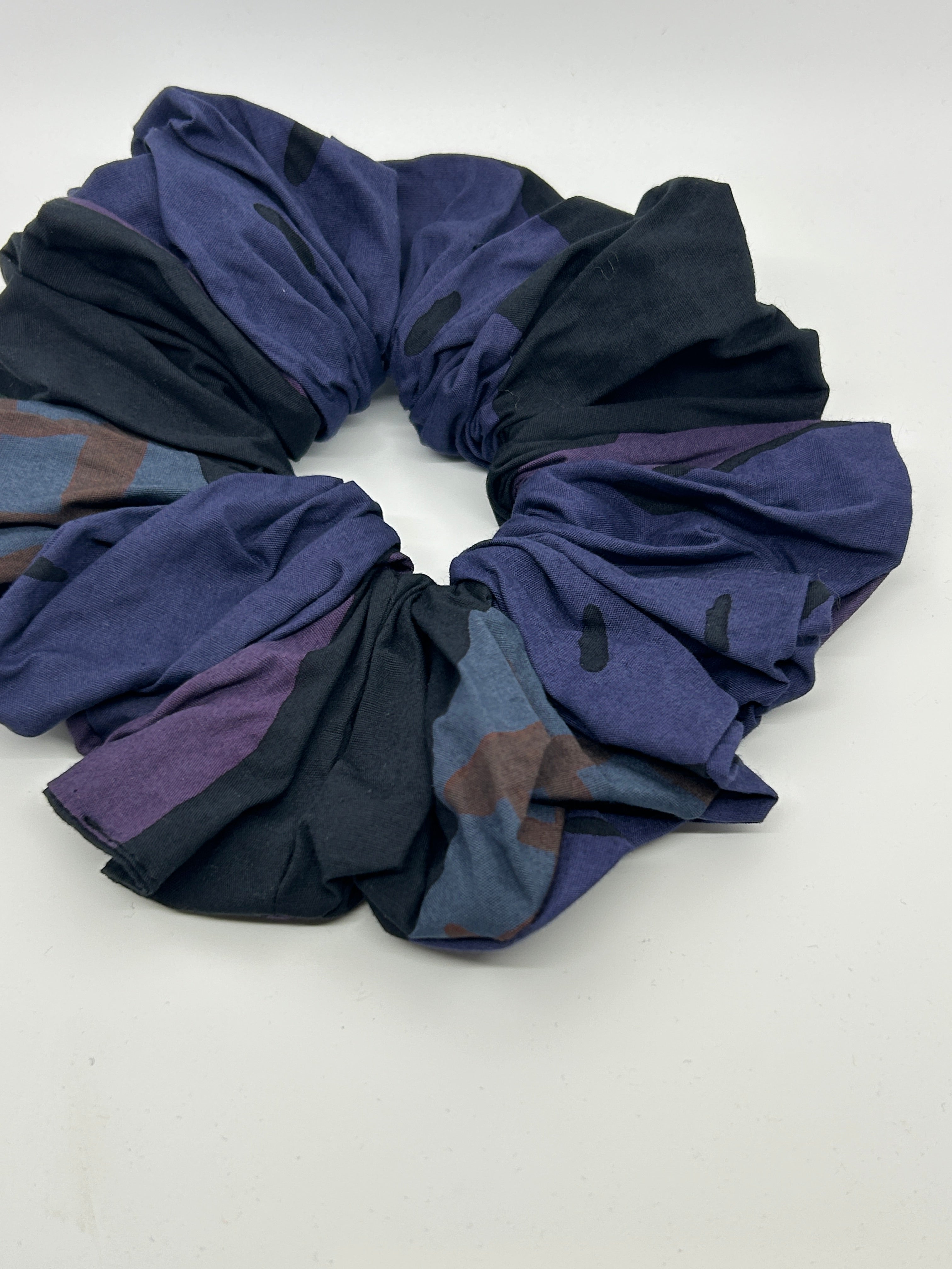 Scrunchie - Midnight Melon