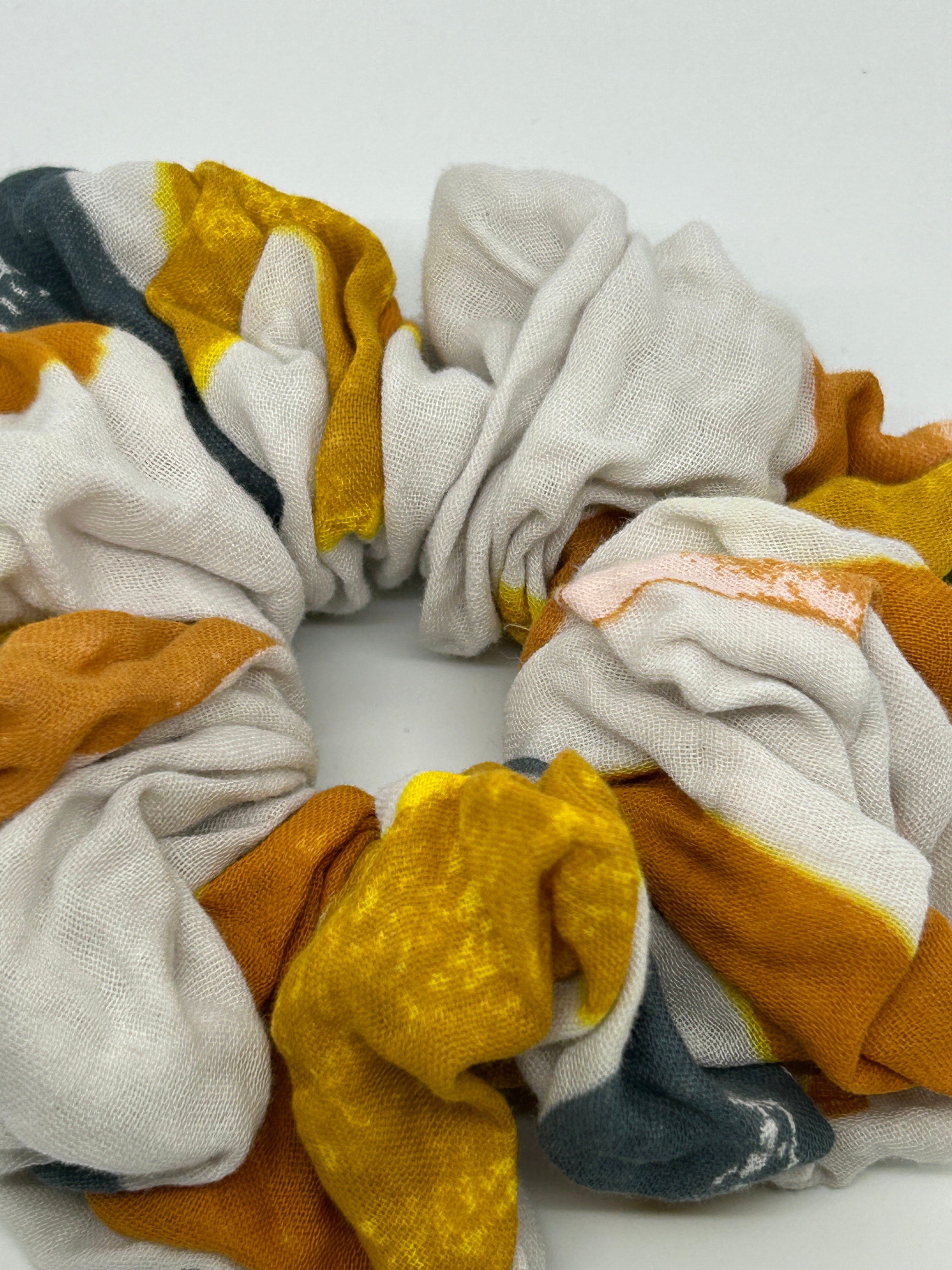 BEL KAZAN - Scrunchies