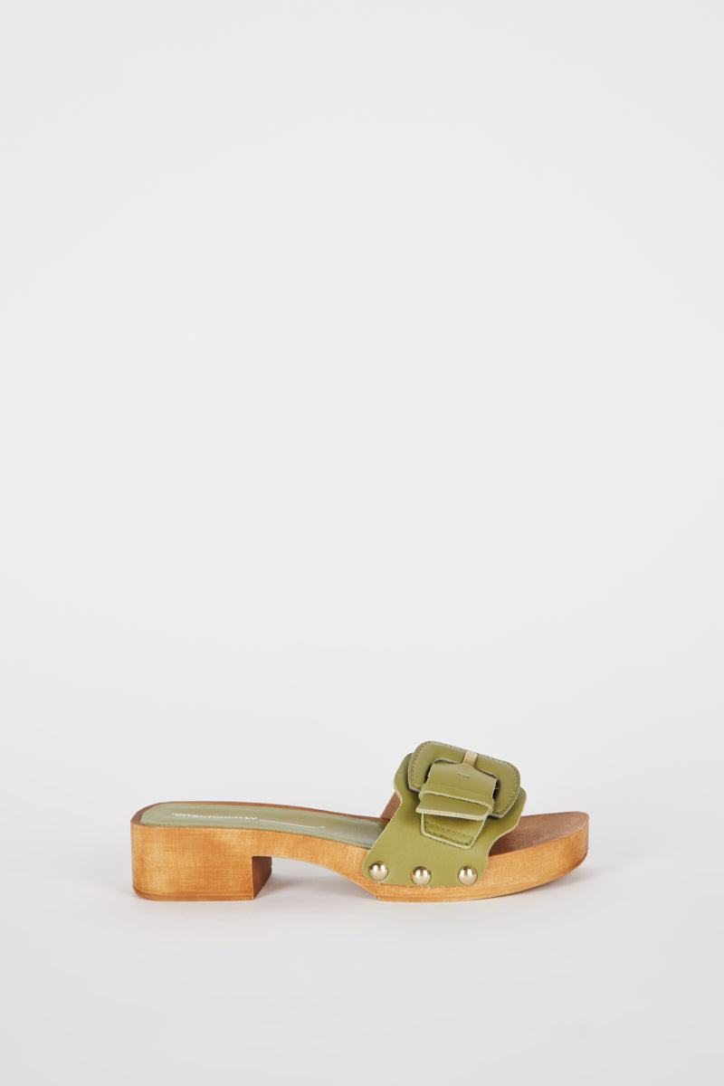 Mar Leather Clog
