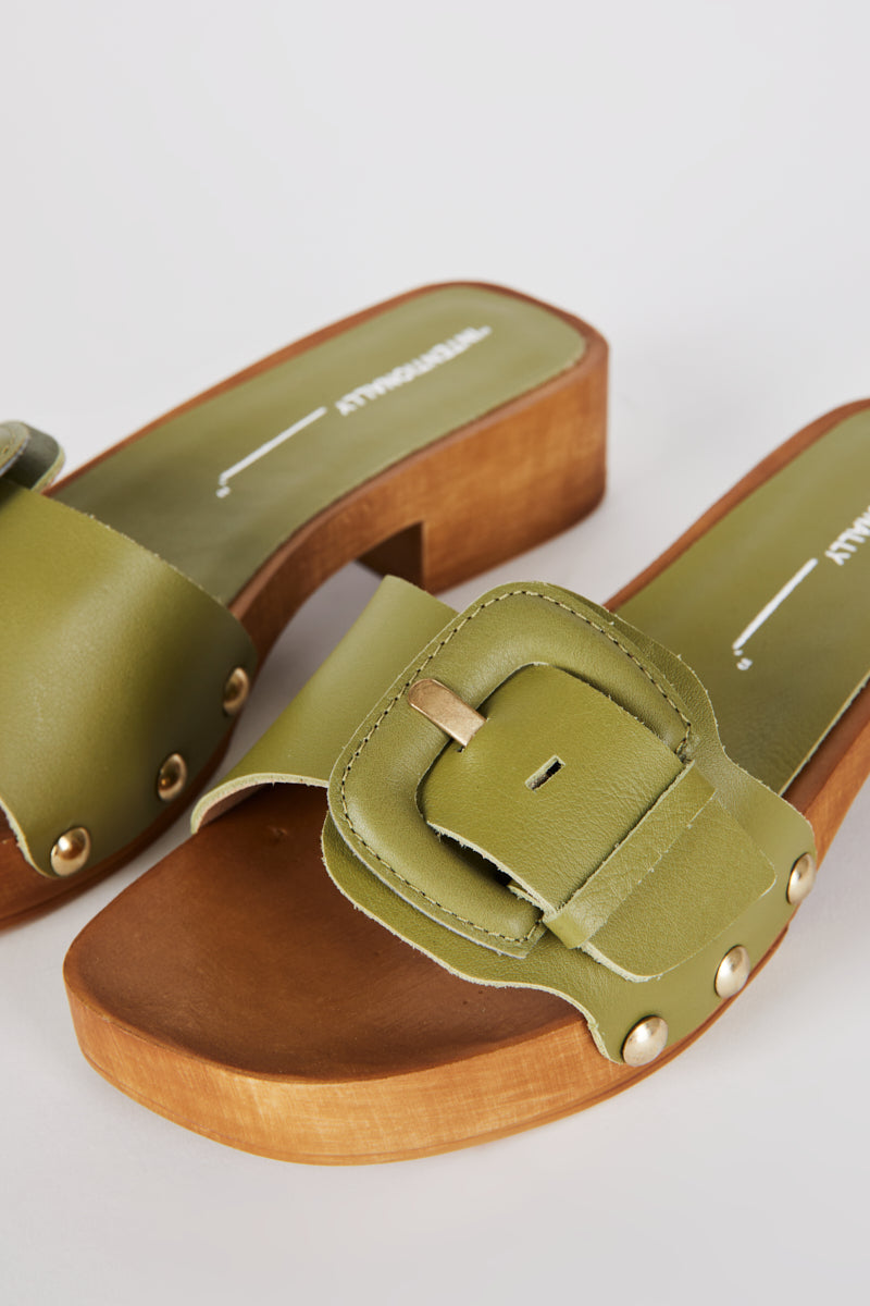 Mar Leather Clog
