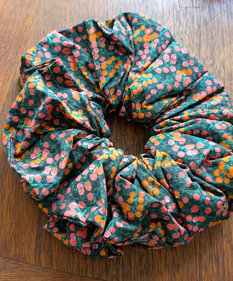 Scrunchie - Cherry Tomato