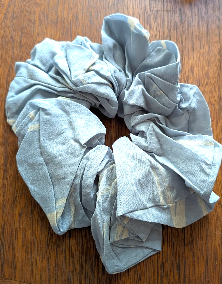 Scrunchie - Sky Sumi