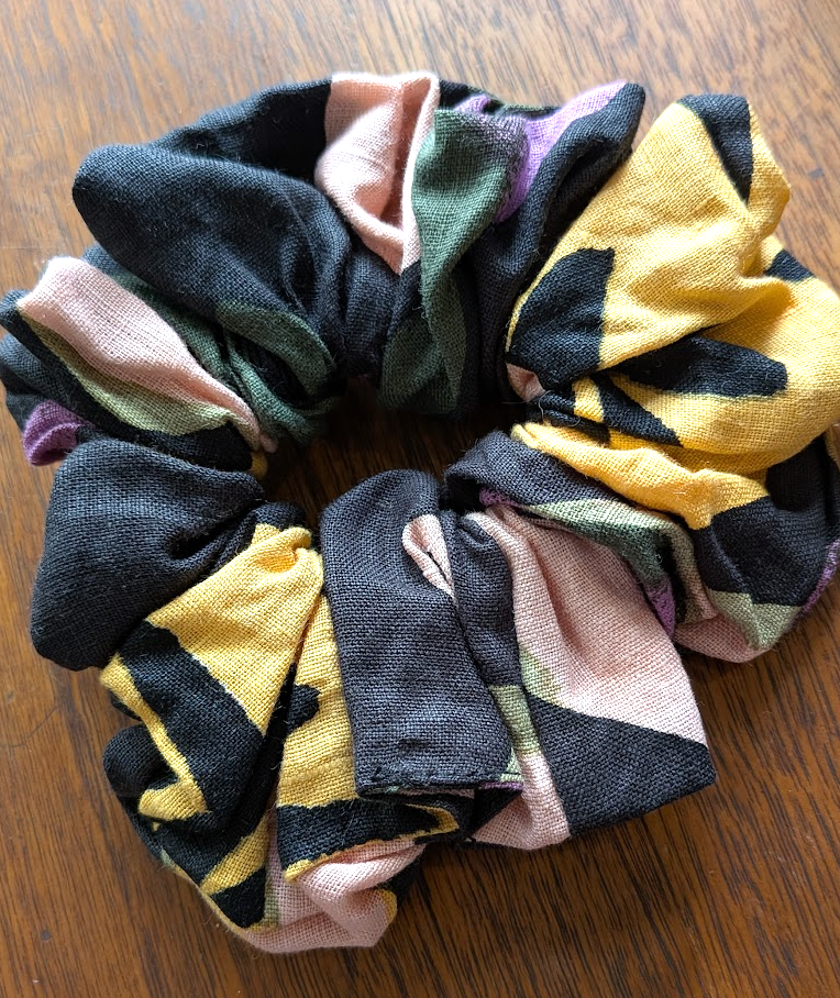 Scrunchie - Ash Velora