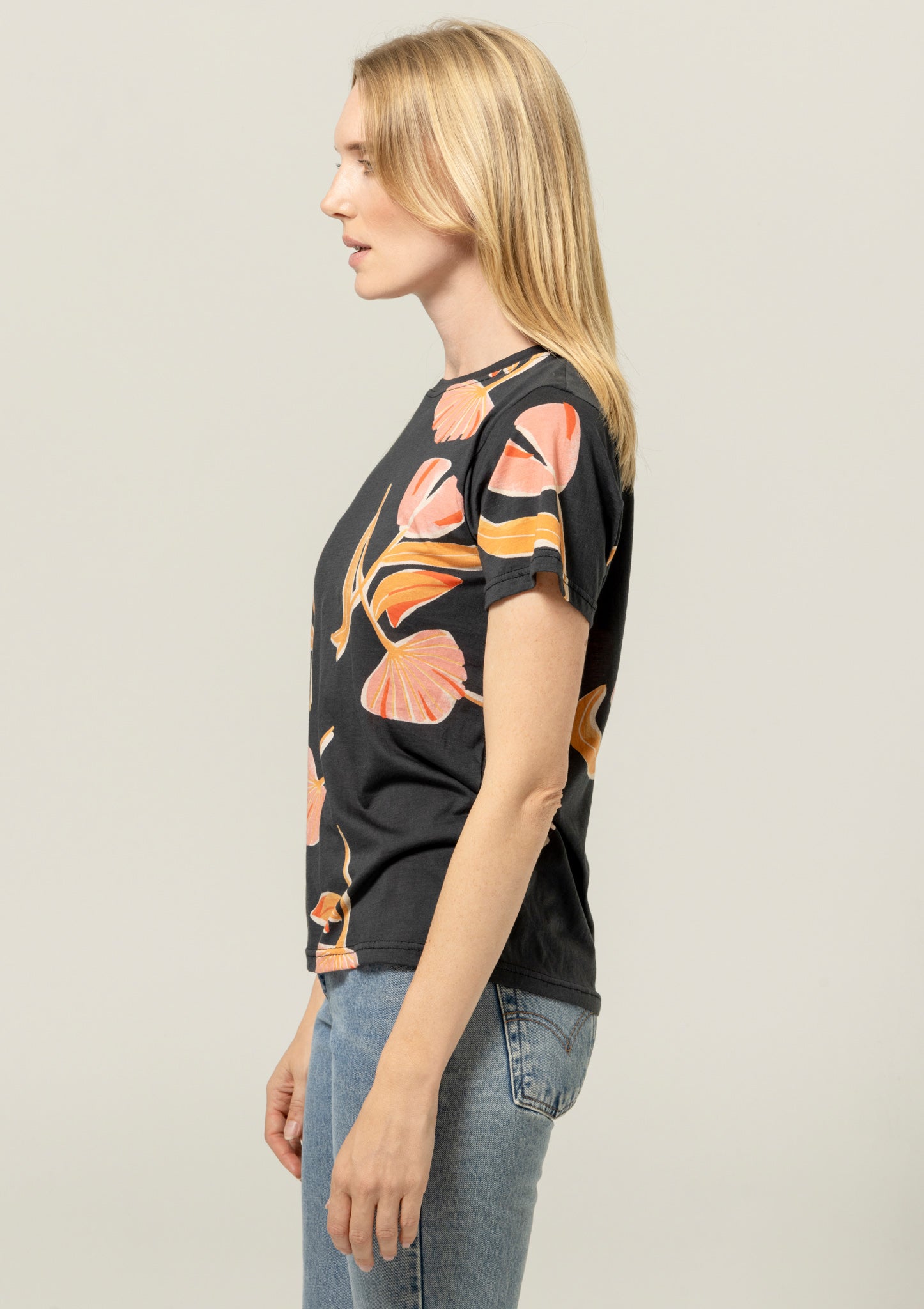 Mika Tee