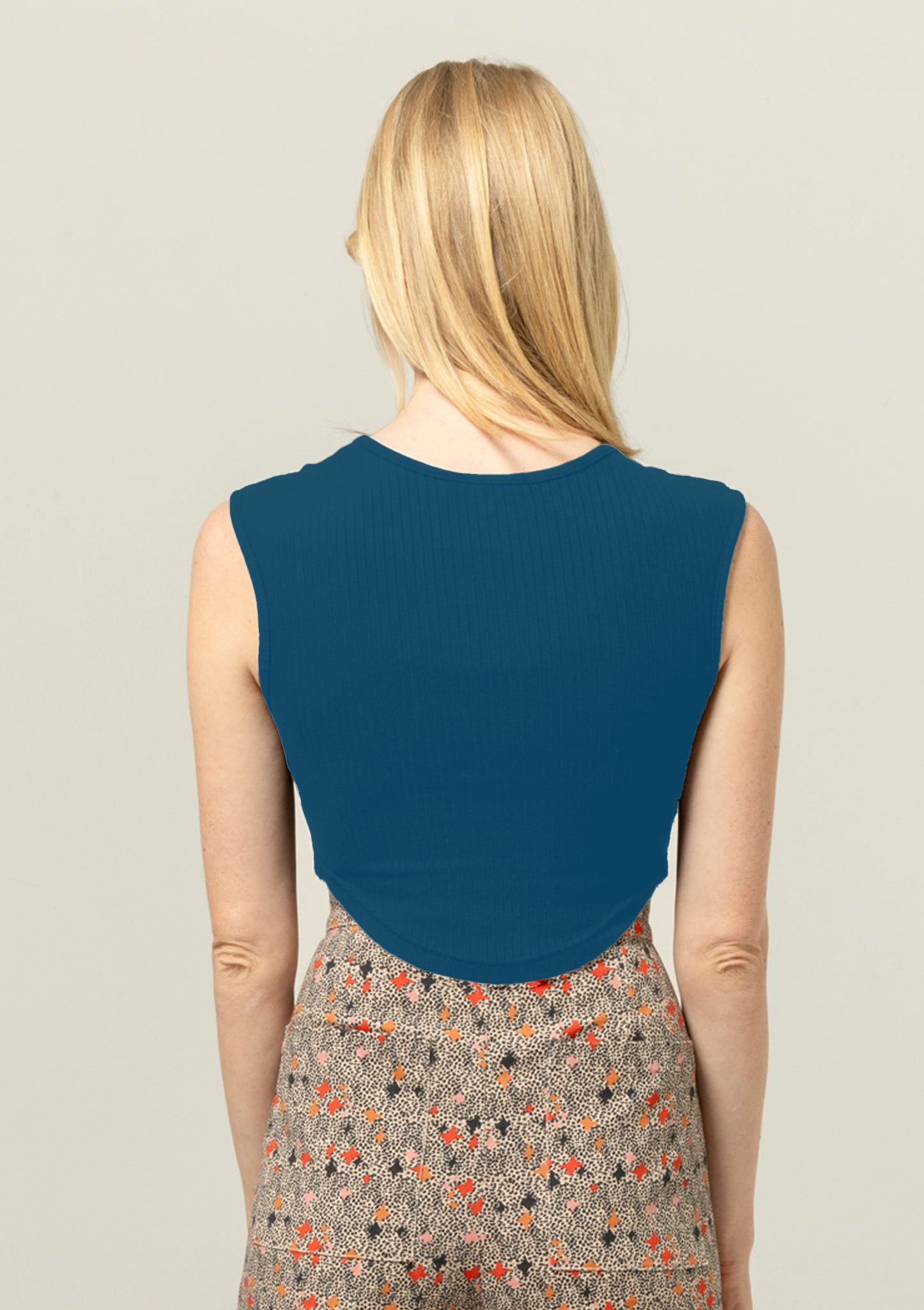 Ari Top