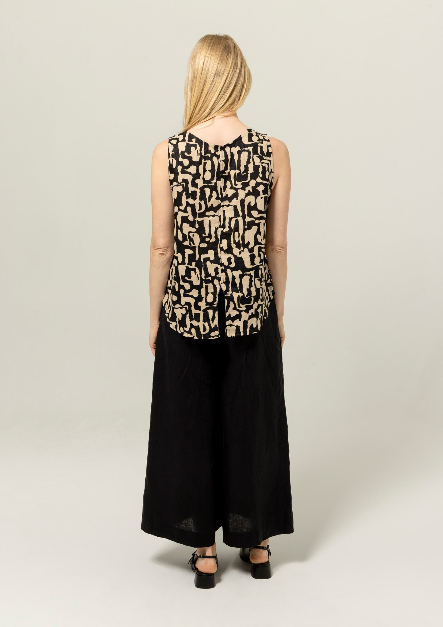 Lyra Top
