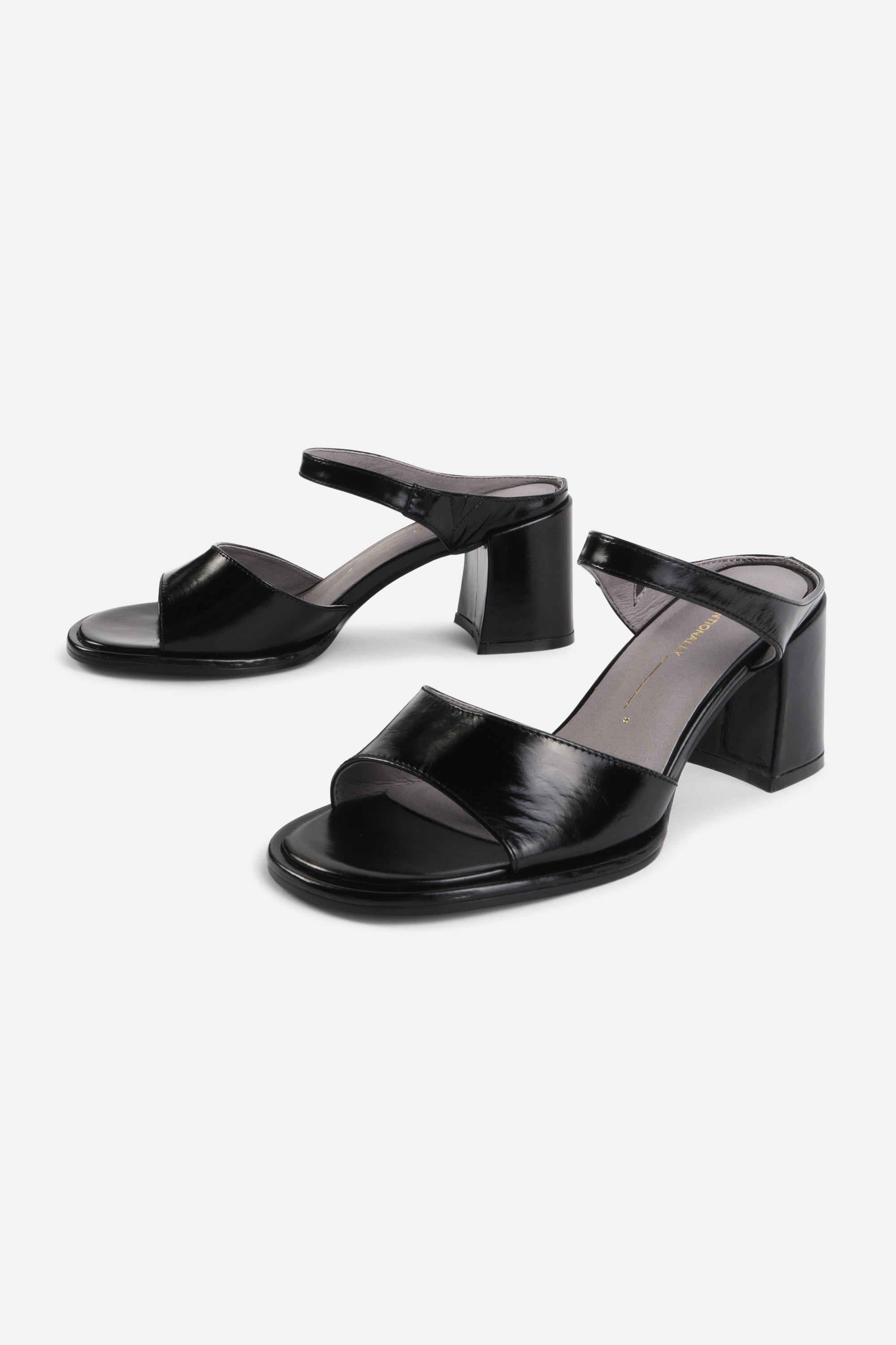 Apex Block Heel Sandal