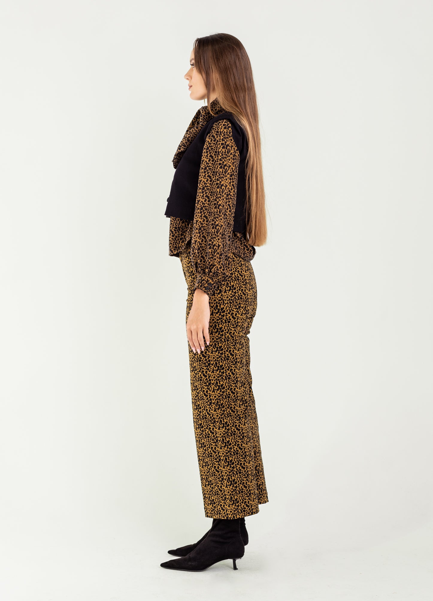Thalia Vest