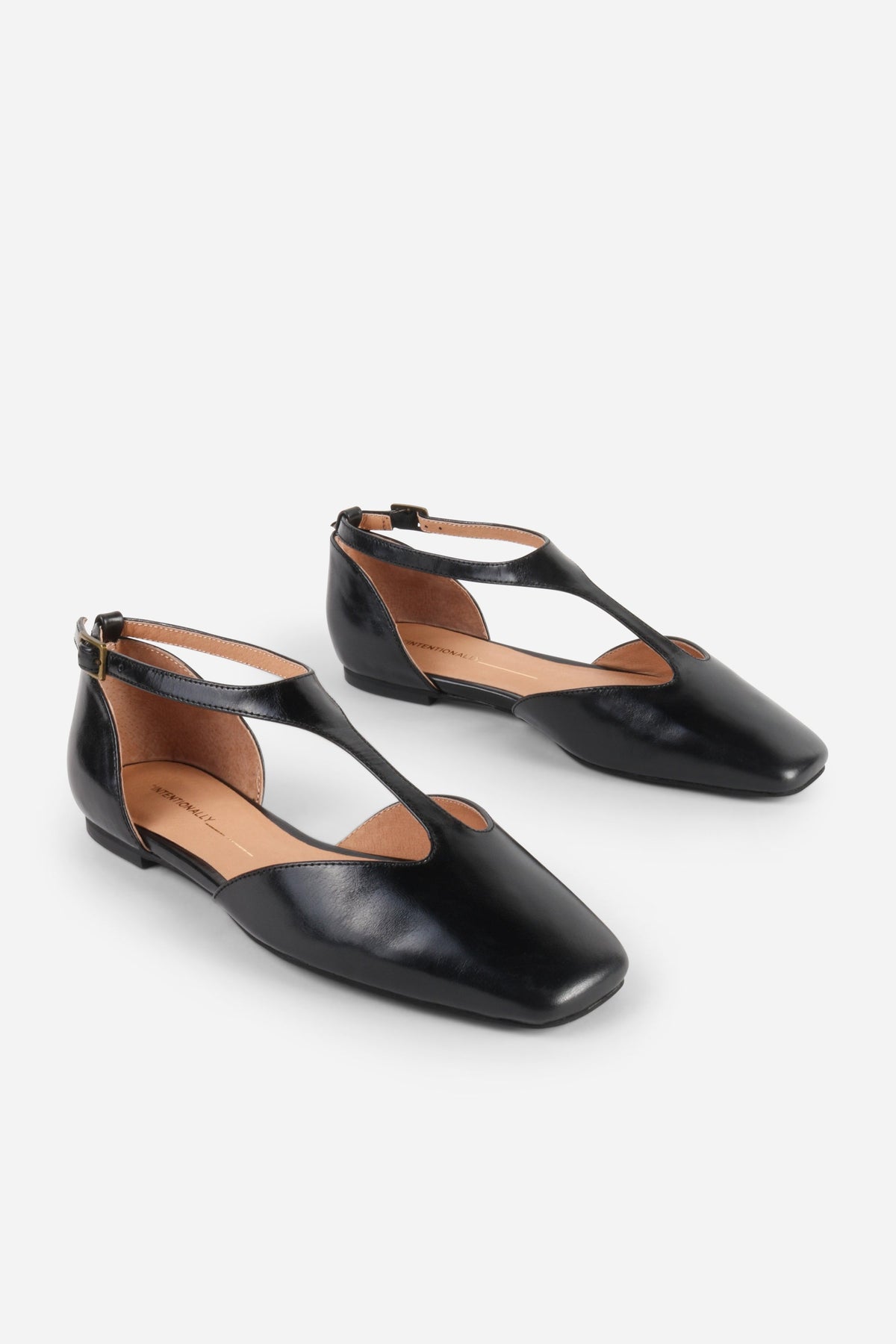Everson T-Strap Mary Jane Flat
