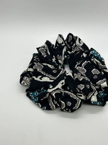 Scrunchie - Black Dunya