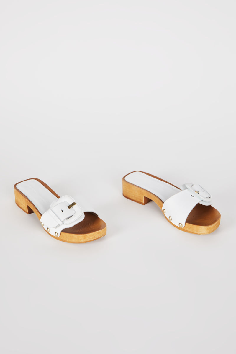 Mar Leather Clog