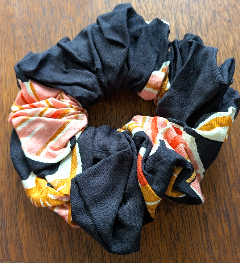 Scrunchie - Dahlia